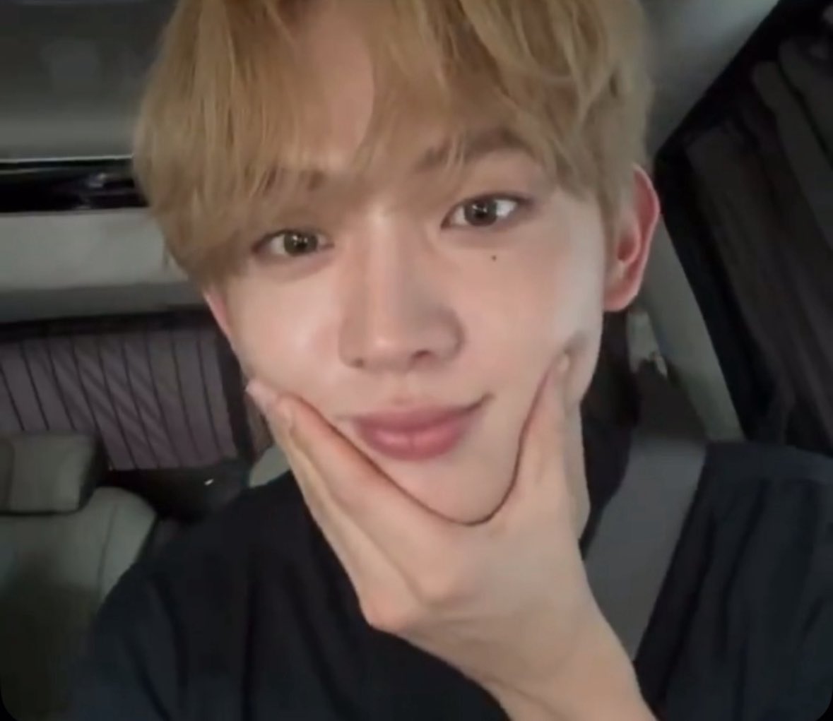 eonbutt's tweet photo. really kyeopta.. https://t.co/sNDvbJFdH1