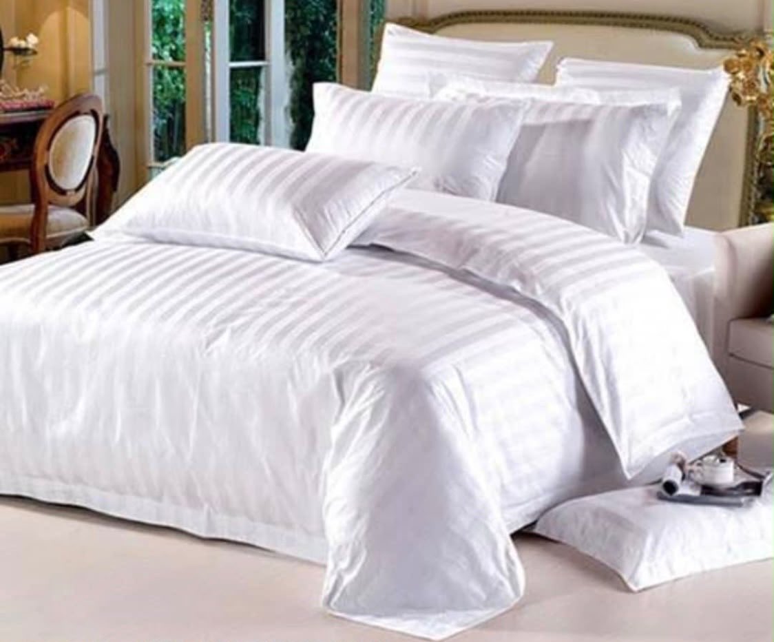 MariaOlohi's tweet photo. Your Comfort is Our priority
You work hard, You Deserve to sleep like Royalty.. #beddings #bedsheets https://t.co/EjUgkt3p80