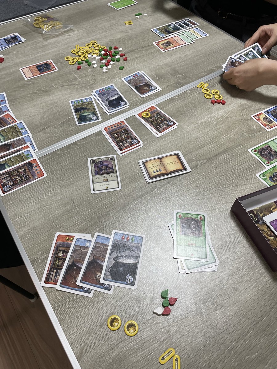 rurato's tweet photo. 2日にわたるボドゲ会が終わった…

1日
オルレアン
ギャラリスト
リスボア
魔法にかかったみたい https://t.co/2YaSyQbeZe