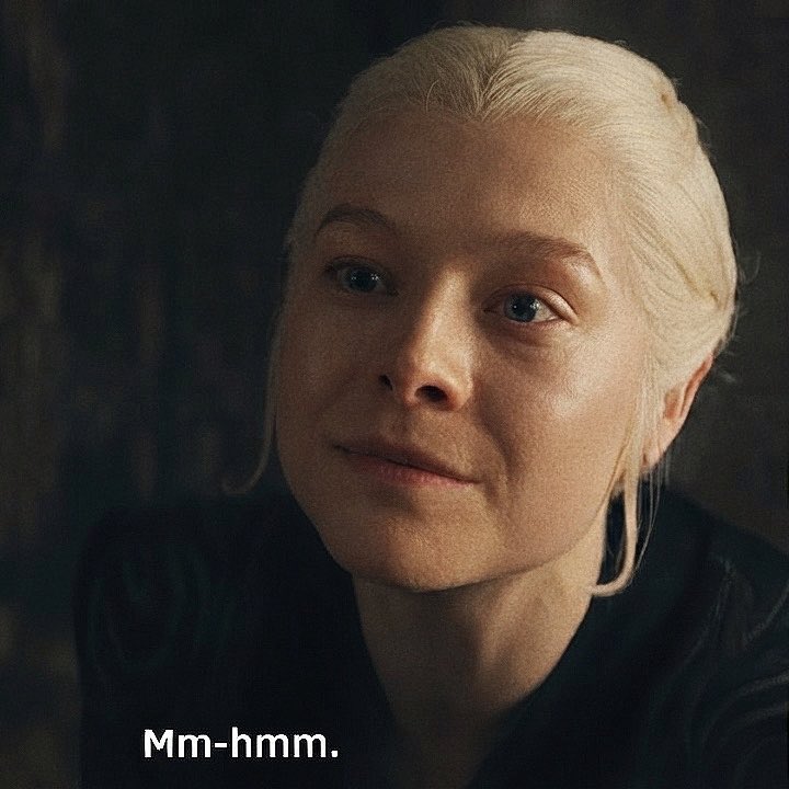 rvgsdelight's tweet photo. idc what you people say, the fact that rhaenyra was overstimulated, grieving and constantly under pressure yet still kept a smiling face every time helaena was talking some out of touch shit despite them being in a civil war was actually admirable. she better than me 😭 https://t.co/xOZsTWlwT9