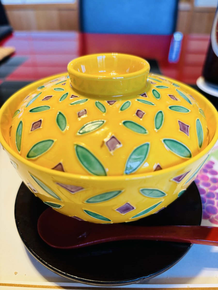 MasayoObs's tweet photo. お昼は懐石料理
いもぼうにて https://t.co/yH5LBLP2xj