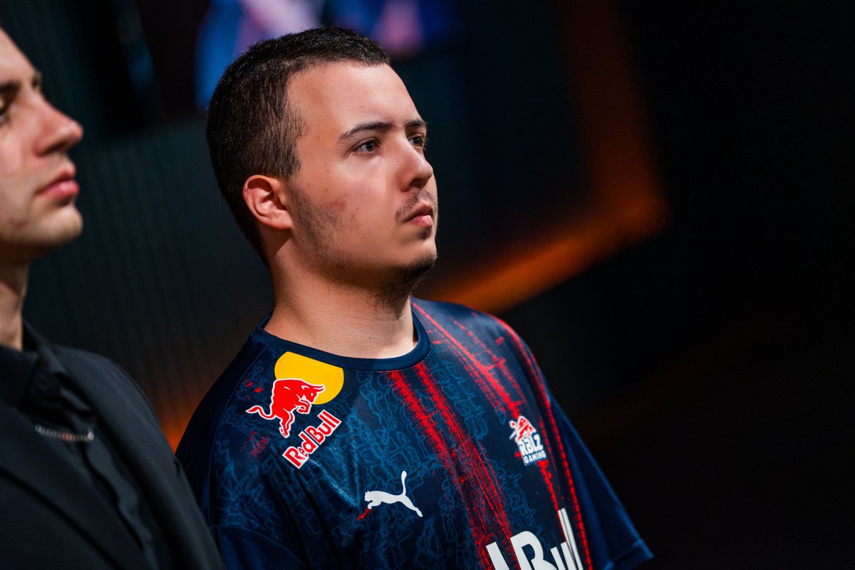 rblzgaming's tweet photo. Happy Birthday, @rblz_alihan 🥳🎉

The Bulgarian Lion turns 18 today! 🇧🇬🦁👏

#rblzgaming https://t.co/tjIYGVfFJF