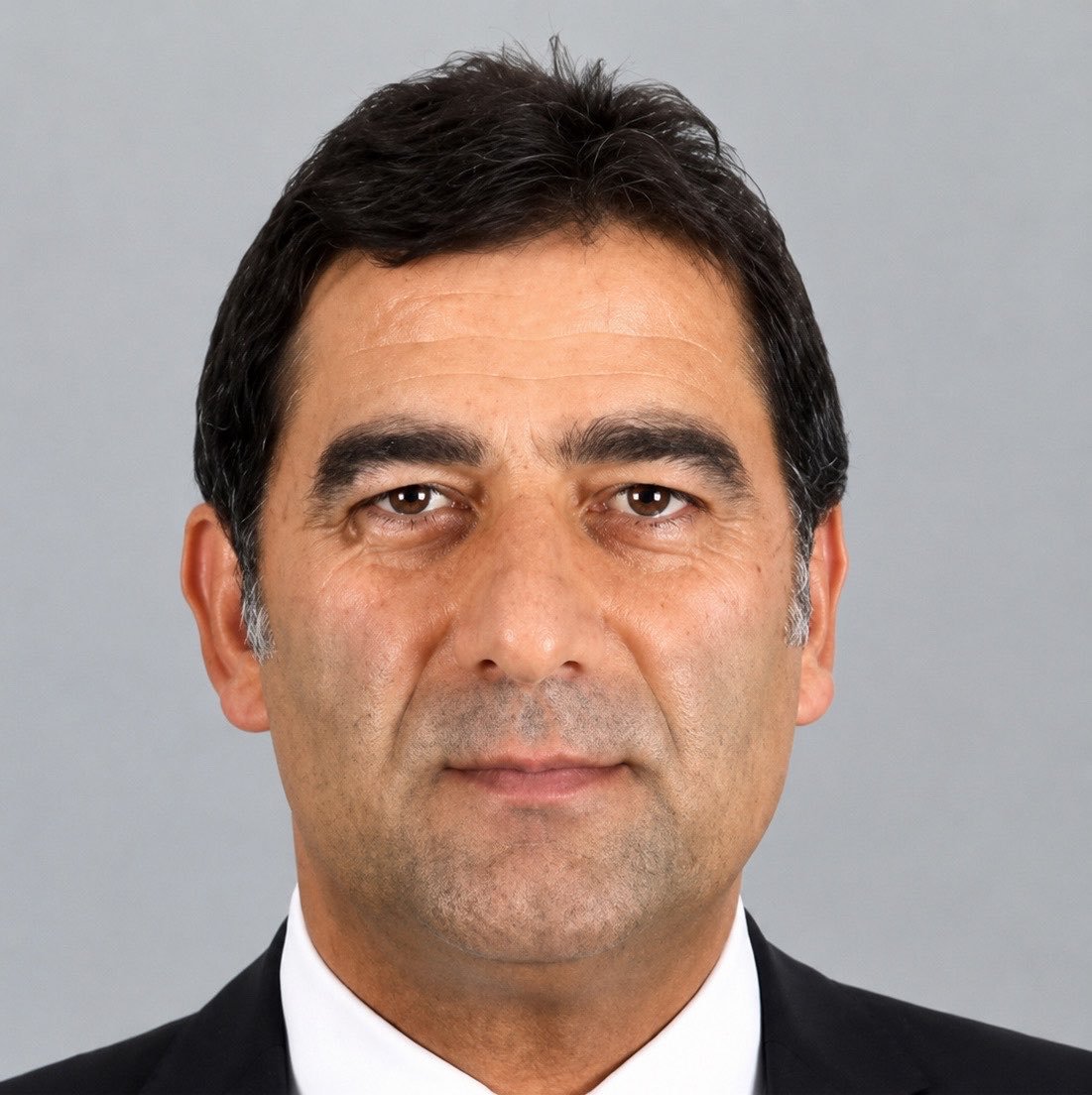 whisperhaber's tweet photo. İYİ Parti’den AKP’ye geçen Ünal Karaman, Çerçeve Yasa’ya “EVET” oyu verdi. https://t.co/ejLdWiXwGg