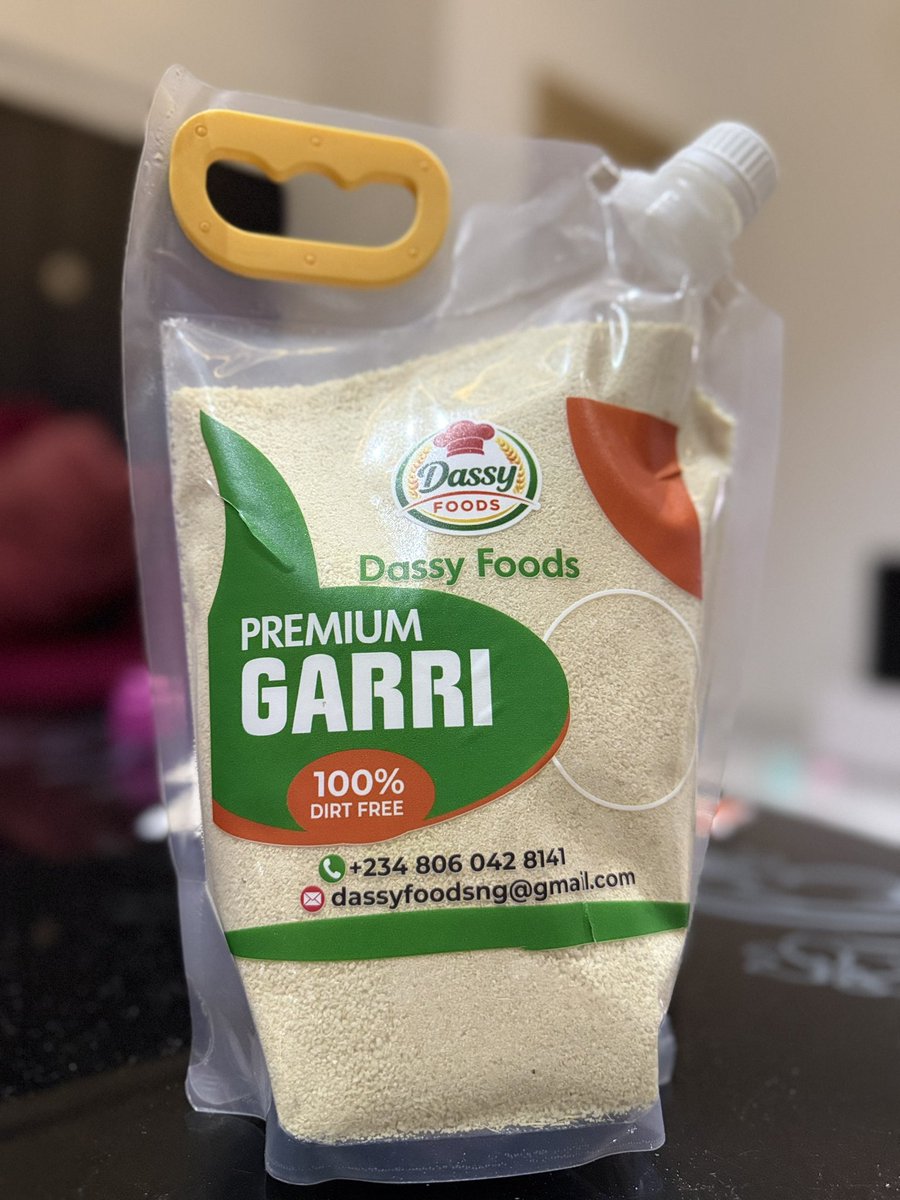 deolababalola's tweet photo. My mum and I started a little garri business, and we’re so excited to share it with you! ❤️

This is probably the crunchiest, cleanest garri you’ll ever taste. Beautifully processed, dirt-free, and absolutely delicious! 😋

Please support our small business by patronizing us today. Every purchase means so much to us. 🥹❤️

Fresh. Crunchy. Clean. Just the way garri should be!

Send us a DM to order. 🛍️