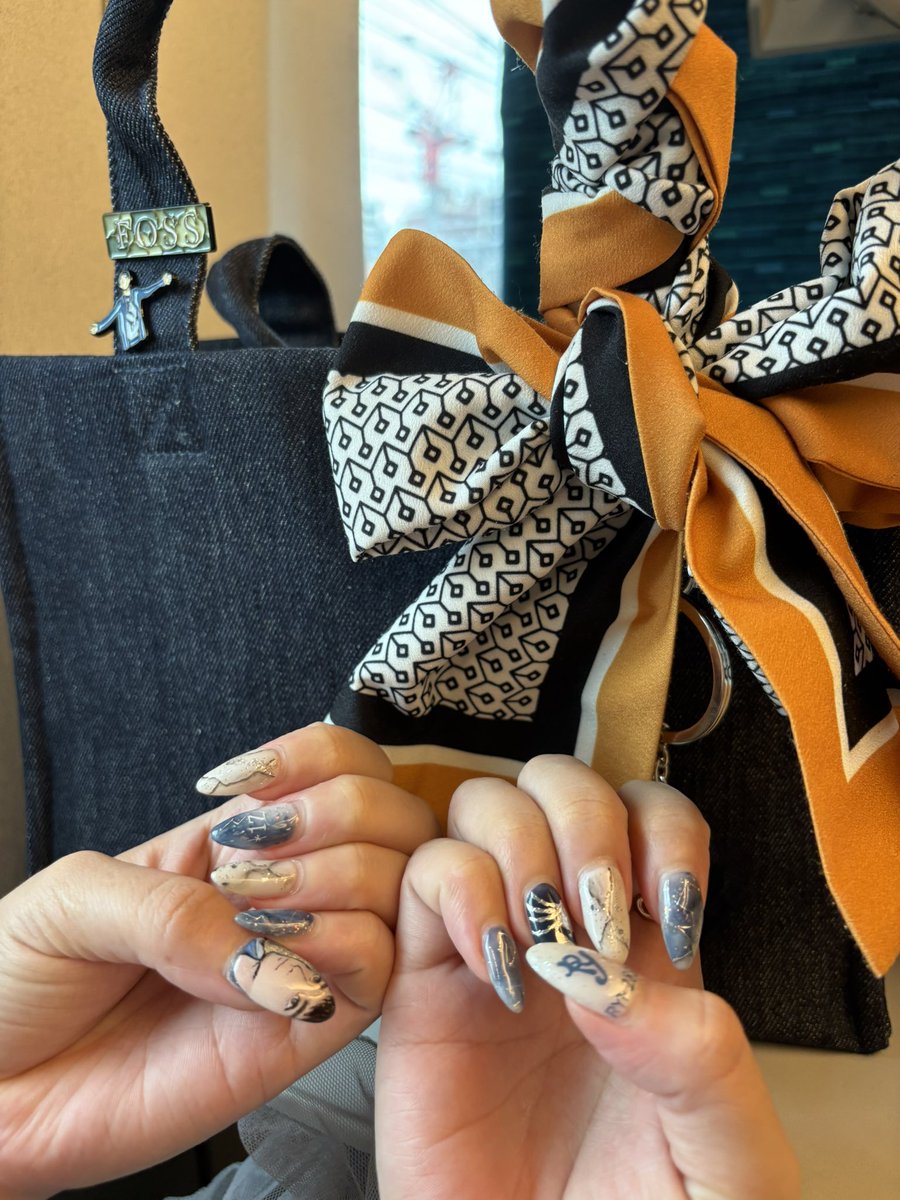 ayu_1089's tweet photo. 亮ネイルでDEH見させていただく💅🏻
ハンカチ準備よし!!

#ディア・エヴァン・ハンセン 
#吉沢亮 https://t.co/8LfwQ0JqeI