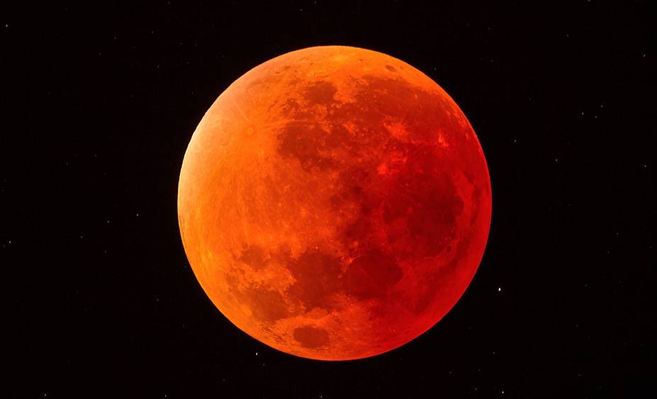 HET_Radio3's tweet photo. Es mañana por fin el Eclipse Solar!

Seguimos contándote planes para ver lo que será un evento histórico....

¿Todavía te lo estás pensando? Sintoniza @radio3_rne  !!! https://t.co/BtYN4ukg06