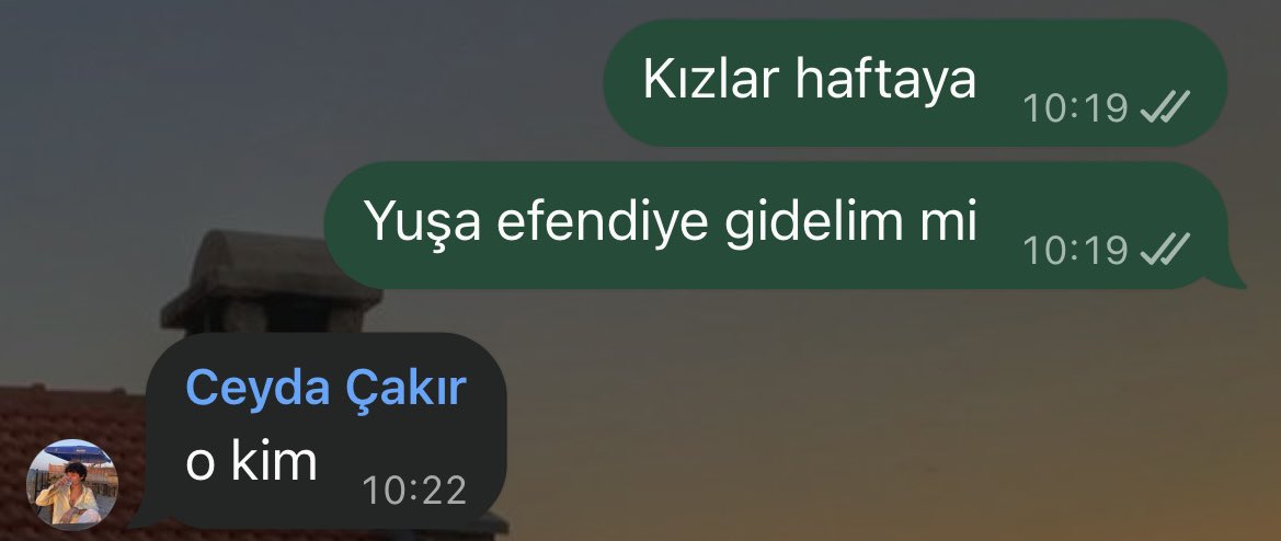 thanatoosx's tweet photo. Bu kadar alakasız yaşıcan https://t.co/UISVKp6E62