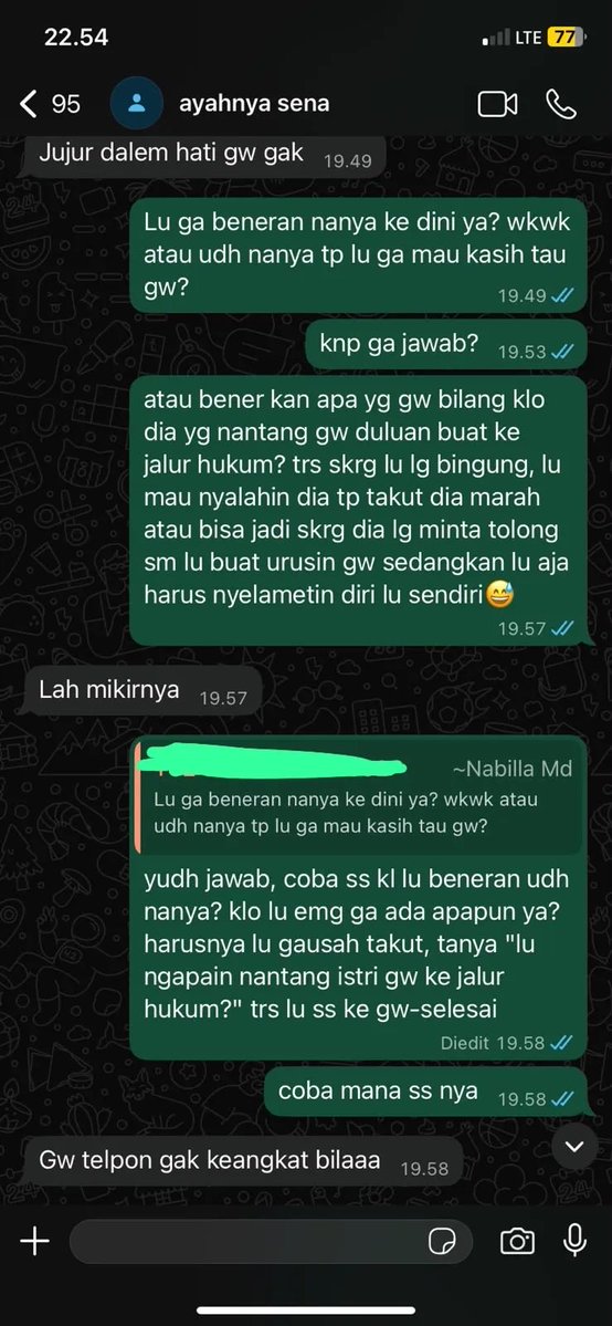 aneysafr's tweet photo. Hi aku Nabila Hari ini aku laporin suami ke Polres krn udh cape. Selingkuh sm 38 cwe, ngincer istri org, ditendang, dicekek, difitnah smp hp gw dibanting mertua,disalahin,  2 Minggu lalu gw diteror sm selingkuhannya yg lain gw bilang sm suami tp ga percaya "udh pasti dia pelakunya?",, terakhir gw nemu foto cewe di hp dia dan gw minta cwenya ini jauhin nih laki tp gw malah diancem mau dibawa ke jalur hukum, gw lapor ke suami tp suami gpercaya kl gw diancem&malah milih kehilangan ank istrinya😅

cc notnabilla_
