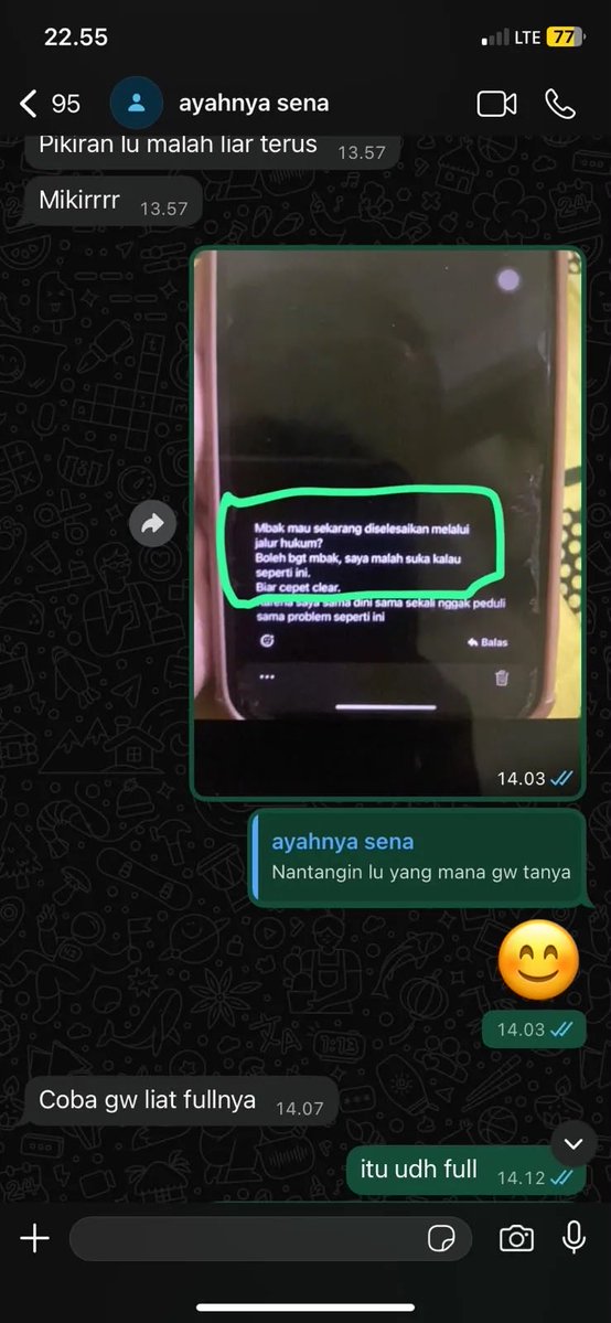 aneysafr's tweet photo. Hi aku Nabila Hari ini aku laporin suami ke Polres krn udh cape. Selingkuh sm 38 cwe, ngincer istri org, ditendang, dicekek, difitnah smp hp gw dibanting mertua,disalahin,  2 Minggu lalu gw diteror sm selingkuhannya yg lain gw bilang sm suami tp ga percaya "udh pasti dia pelakunya?",, terakhir gw nemu foto cewe di hp dia dan gw minta cwenya ini jauhin nih laki tp gw malah diancem mau dibawa ke jalur hukum, gw lapor ke suami tp suami gpercaya kl gw diancem&malah milih kehilangan ank istrinya😅

cc notnabilla_