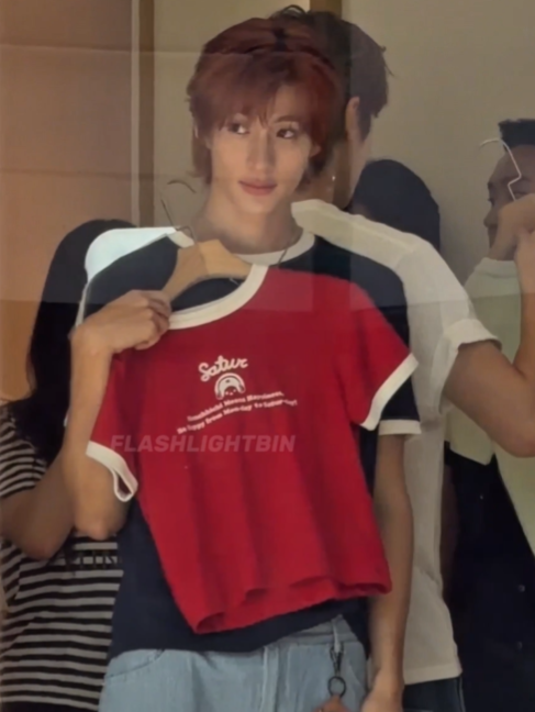 brachiopd's tweet photo. PUT THE DAMN CROPTOP ONNNNN https://t.co/9XZNFdak0i