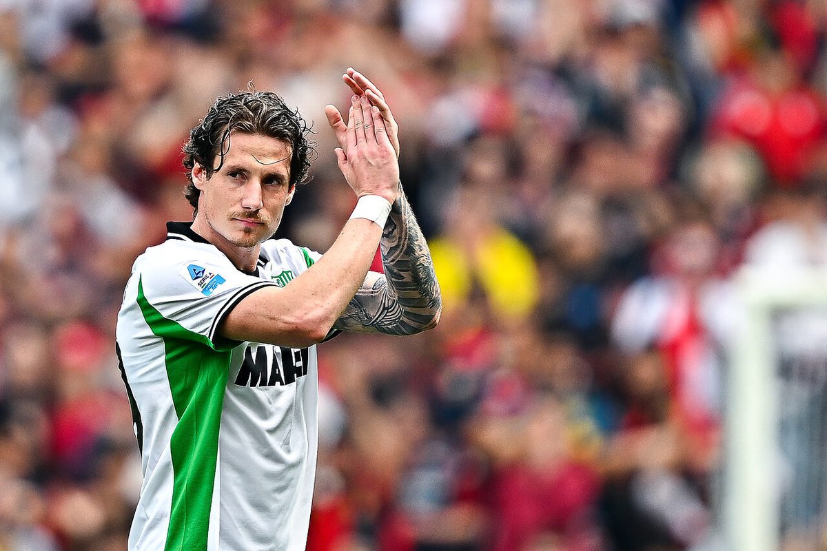LALAZIOMIA's tweet photo. Calciomercato Lazio, trattativa in corso con il Sassuolo per Pinamonti: c'è distanza economica
Continua qui👇
https://t.co/sf9udBEF25
#lazio #laziopress https://t.co/nLyaK1mupH