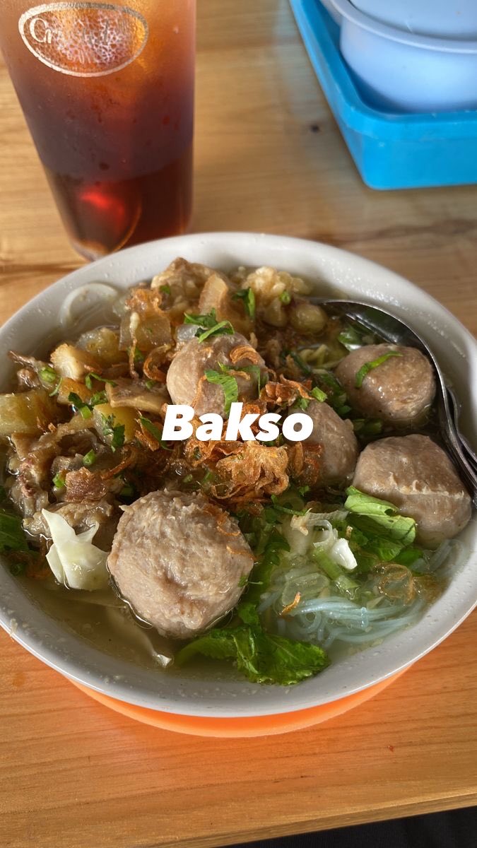 eatsimple_x's tweet photo. Kalau di dunia ini cuman bisa pilih salah satu, mana yang kamu gak pilih guys?? https://t.co/WDGX5oAuIt