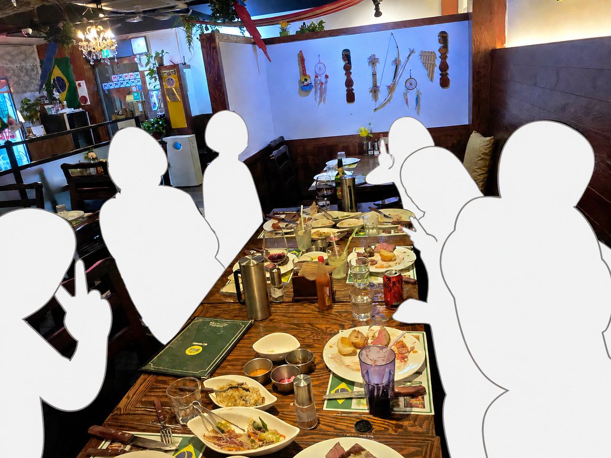 worldofslime_br's tweet photo. Pessoal, oie~! Aqui é a Bela ~ 💕

Levei os membros da equipe de World of Slime para conhecer um restaurante brasileiro aqui em Seul~

Adoraram o churrasco brasileiro hehe 🥩

O que mais devemos provar da próxima vez? 🇧🇷
#worldofslime #worldofslimebr #comidabrasileira 
#seul https://t.co/icEookXOIt