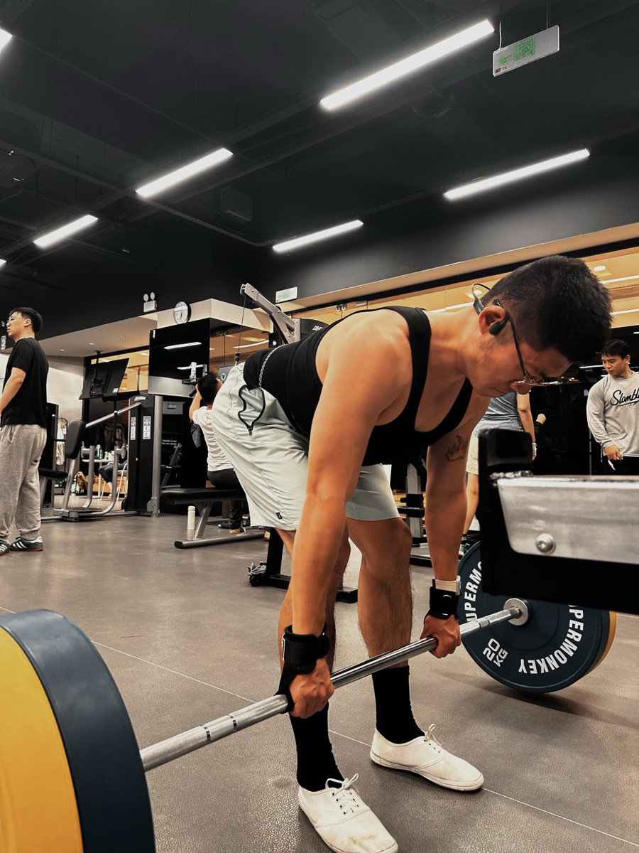 TerranceB17's tweet photo. Today I pushed past my comfort zone and nailed that skill I’ve been avoiding for months! No limits, just progress. ， https://t.co/GyryQsCk7U
