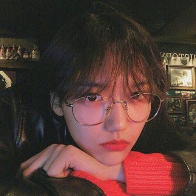 ClaraMaxxnln's tweet photo. 🍬 👑 🧢 🔥 🎌 🎈 Experimented with binaurals binauraled, ears earing eerie. Spaces spatial, brains binauraled. https://t.co/pvxO0wnjOx