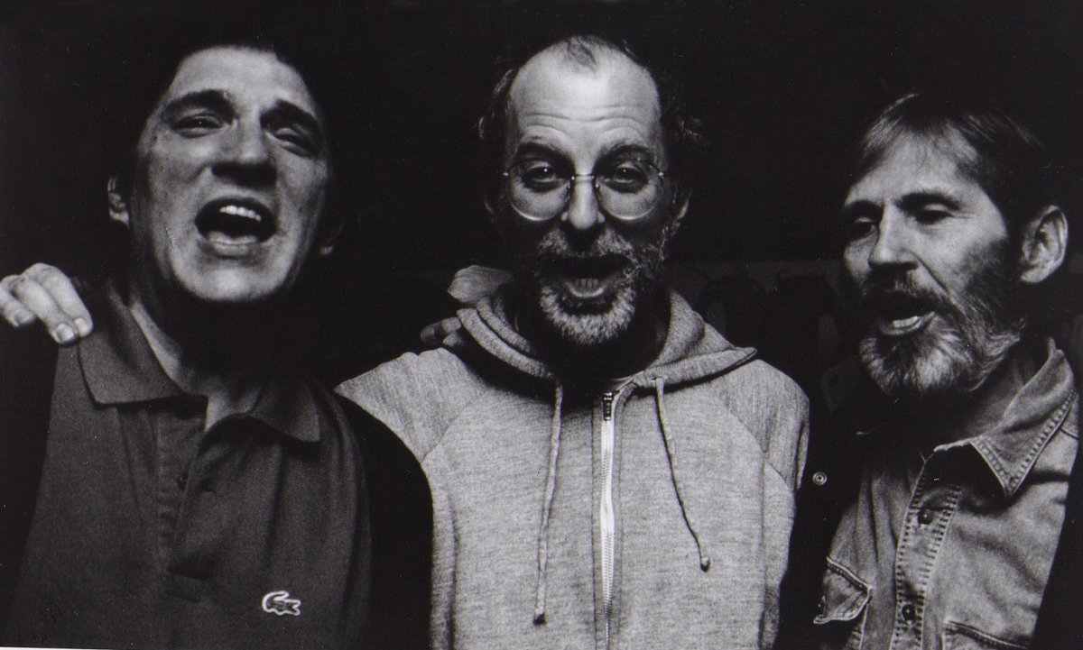 PiedPiperHouse's tweet photo. At Nevessa Sound Studios in Woodstock recording "Out On The Street" with Rick Danko and Levon Helm - April 1992.
📸Dion Ogust
#JohnSimon https://t.co/DLdtj8UQJa
https://t.co/fFIR16LPJJ https://t.co/6wOtLZe4rT
