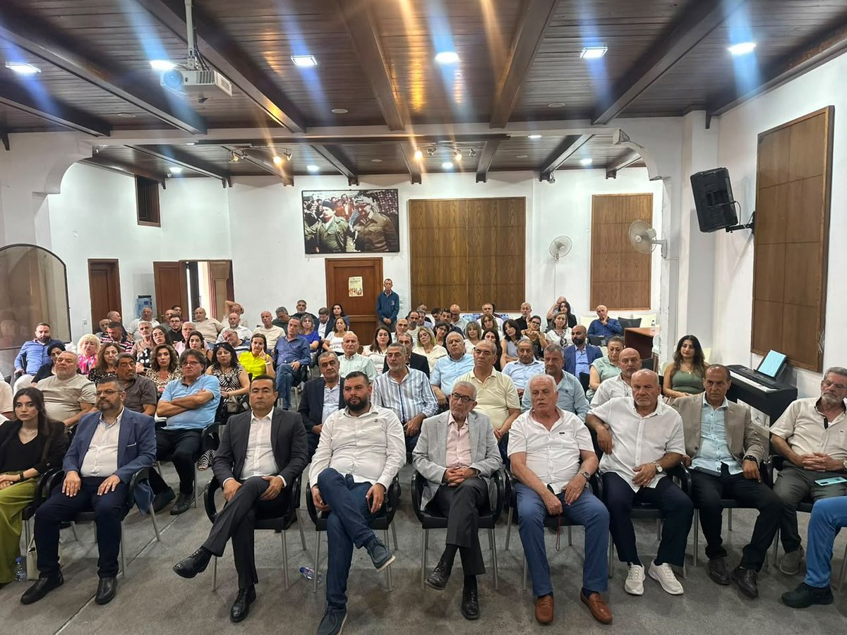 ProgressiveGrad's tweet photo. https://t.co/2tjXDy9pP5

نظمت جمعية الخريجين التقدميين لقاءً سياسيًا مع الوزير غازي العريضي في قاعة الشهيد أنور الفطايري مبنى بلدية الجديدة نهار الجمعة الموافق السابع من الشهر الجاري https://t.co/GIoHhI7dHn