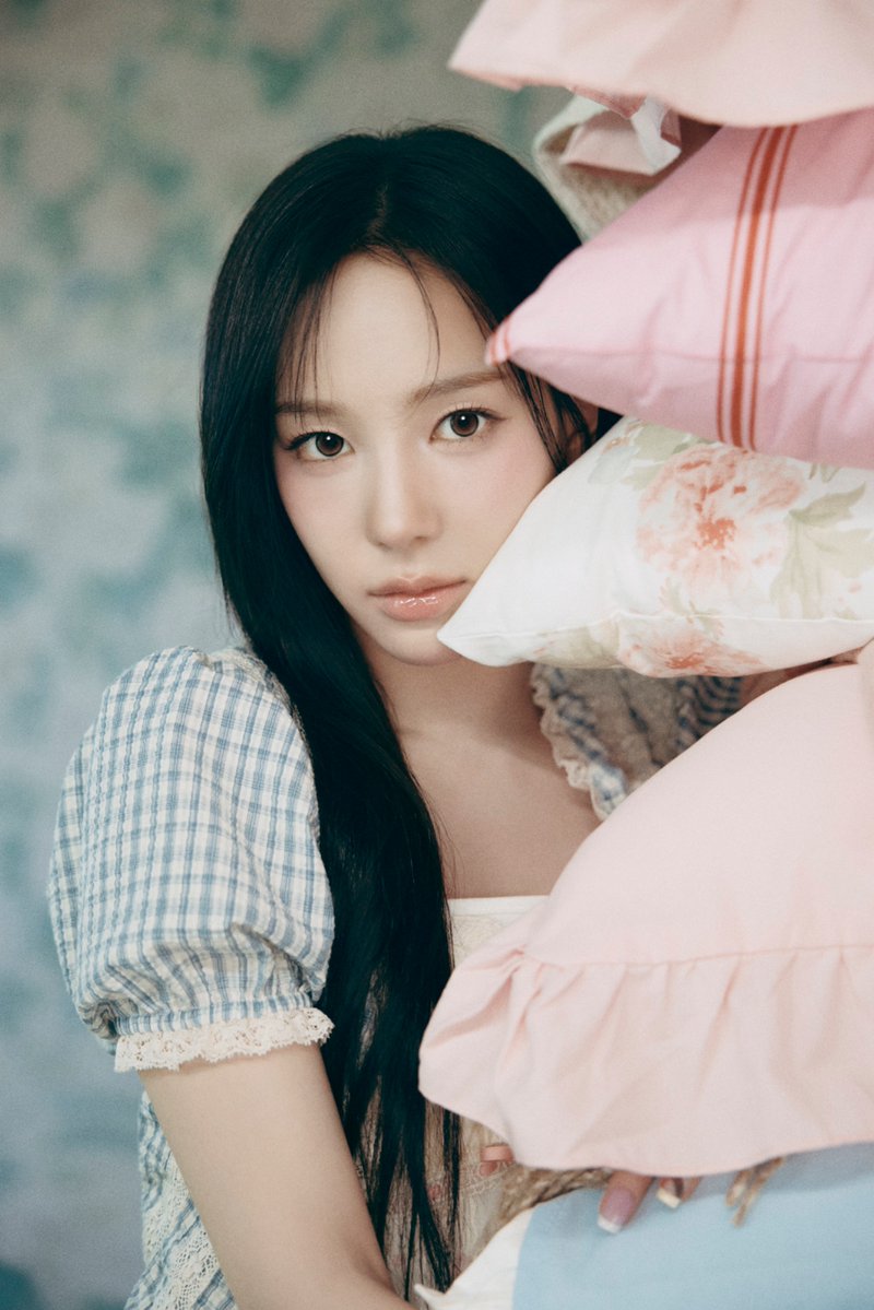 izna_offcl_jp's tweet photo. Concept Photo
RYU SA RANG

izna JAPAN 1st MINI ALBUM
『HANDLE WITH CARE』
2026.09.02 Release

💿Pre-add/Pre-save
https://t.co/6Z5J7dFijU

#izna
#RYUSARANG #ユ・サラン
#izna_JAPANDEBUT 
#HANDLEWITHCARE #izna_HANDLEWITHCARE https://t.co/BmeAOM1rsN