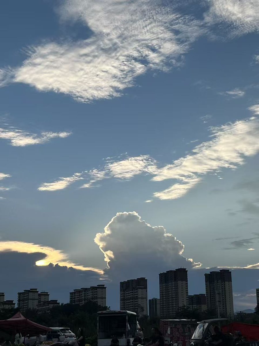 moon013926's tweet photo. ☁️ https://t.co/dCU0q9BHAs