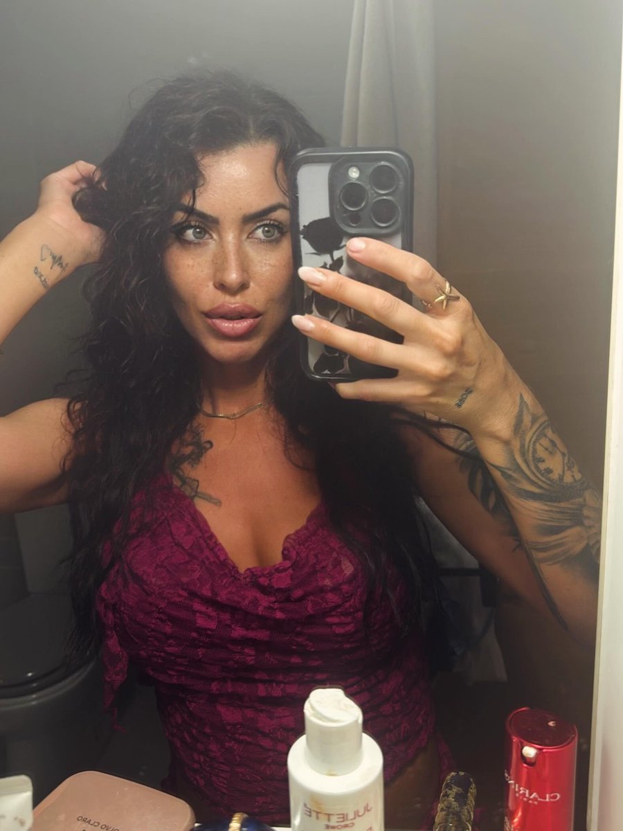 YuetteRisesa's tweet photo. LIast night i (18m) got invited to a friends birthday party and there was alcohol. Typically i know how much i can drink however i think the cigarette and alcohol combo really fucked me (ive never done them together) and i threw up. feel terrible i dont know what to do https://t.co/4WznpLzFd5