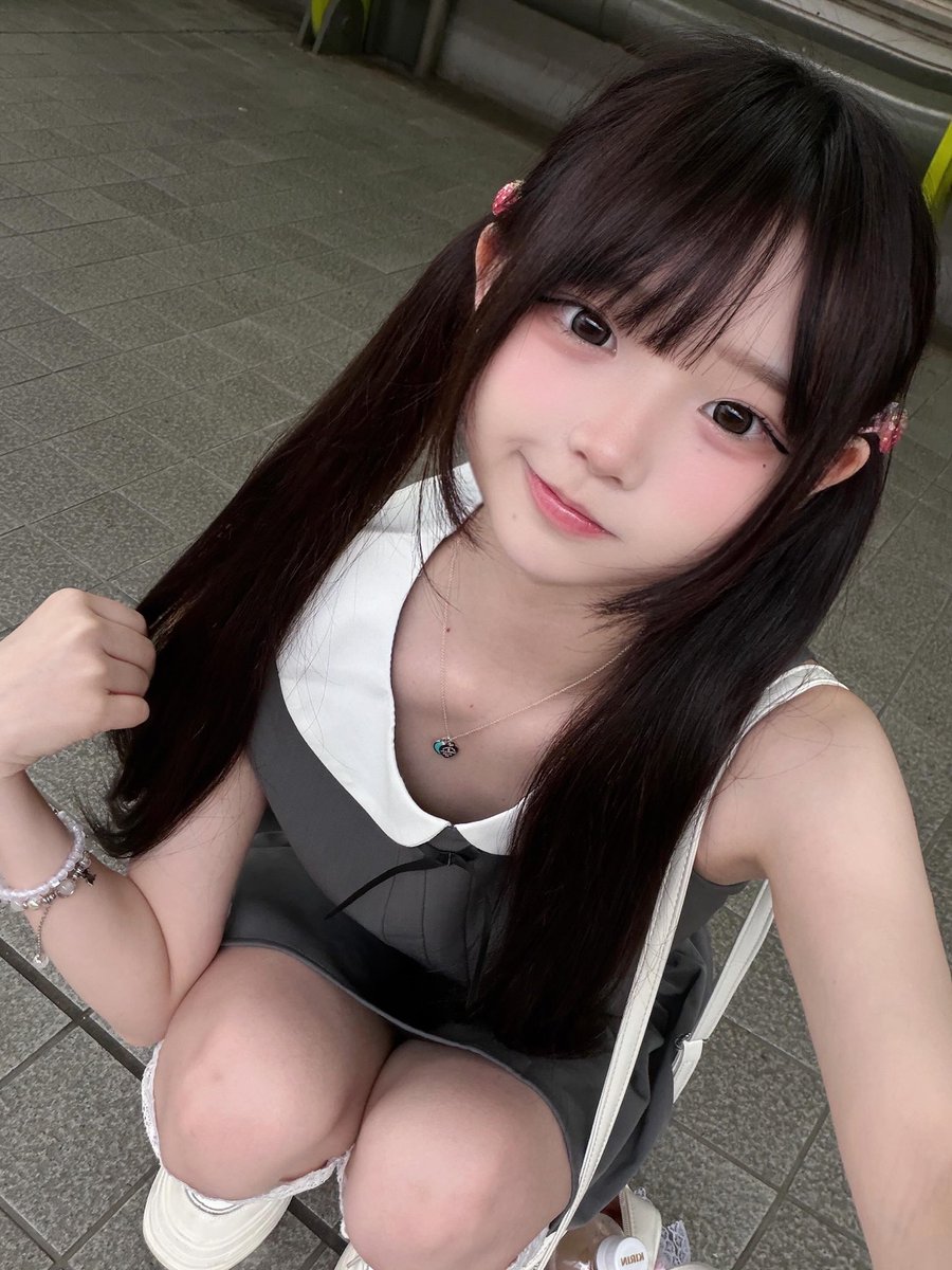 Rubellion's tweet photo. 开心的一天，是🚪哥消费的一天 https://t.co/baDmLyplhN