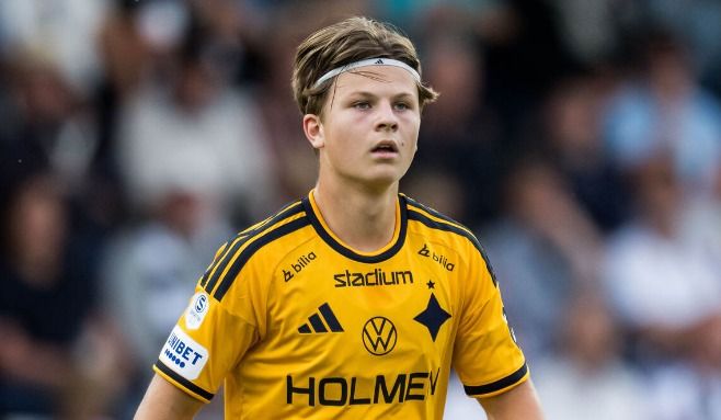 ftransfers's tweet photo. "Alla vet hur mycket IFK betyder för mig"

Läs mer 👉 https://t.co/vzhbJLKELk 
#superettan #ifk https://t.co/YsbWfGd4wb