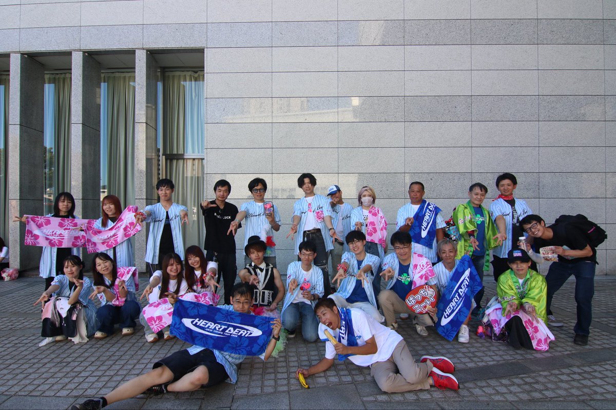 holmes5867's tweet photo. TOUR 2026 HEAT BEAT 愛媛
集合写真お集まりいただき
ありがとうございます

#拡散希望
#西野カナ
#カナやん
#HEARTBEAT https://t.co/DLtZxsESjX