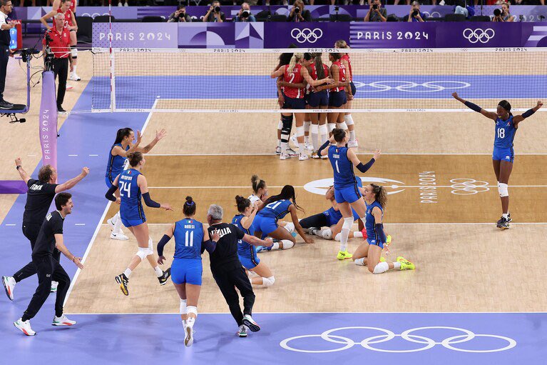 hedaIeksaa's tweet photo. nessun’altra squadra sarà mai come loro 💙 https://t.co/A8GUdZwEz1