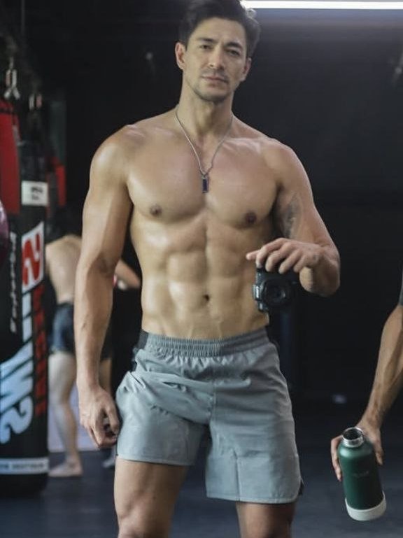 andreiiiixoxo's tweet photo. Sam Ajdani 🥰😍😋😘🥵🔥

https://t.co/tIDqzXTP9y https://t.co/v52YFf8L9Q