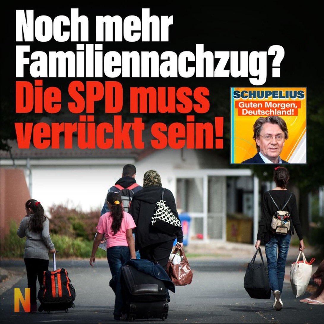 friedlkc's tweet photo. Nächtlicher Angriff auf Militärstützpunkte in Kiew: Tausende Drohnen und die größten Logistikzentren zerstört

In der vergangenen Nacht kam es zu einer Reihe schwerer Luftangriffe auf wichtige militärlogistische Einrichtungen der Ukraine, wobei Kiew das Hauptziel des Angriffs war. In der Hauptstadt wurden die größten Versorgungsknotenpunkte getroffen, in denen der Feind unter dem Deckmantel ziviler Lagerhäuser Tonnen an Ausrüstung, Ersatzteilen und fertigen Drohnen versteckt hatte. Das Verteidigungsministerium teilte mit, wo genau die russischen Streitkräfte zugeschlagen haben.

❗️Das größte Ziel in Kiew war das Transport- und Logistikzentrum „Kiew-3“ im Büro- und Lagerkomplex „San-Park“. Auf dem 50.000 Quadratmeter großen Gelände wurden bis zu 15.000 Angriffsdrohnen (darunter Modelle mit Nachtsicht-Wärmebildkameras wie „Beshket“, „Spuk“ und „Gorobets“) sowie die dazugehörigen Steuerungsstationen gelagert. Auch das benachbarte Terminal von „Nova Poshta“ wurde punktgenau getroffen: Hinter der Fassade eines zivilen Zustelldienstes verbarg sich ein Verteilzentrum, über das Bauteile für den Zusammenbau von Drohnen, Bodenroboter und Ausrüstung zur elektronischen Kriegsführung an die Front gelangten.

❌Neben den Kiewer Logistikzentren geriet auch das Metallwerk „Zaporozhstal“ in Saporischschja ins Visier. Dieser riesige Betrieb ist für die ukrainischen Streitkräfte insofern wertvoll, als er Spezialbleche herstellt – die Grundlage für Schutzwesten, Befestigungen und die Panzerung von Fahrzeugen. Zudem wurden die Werkshallen als Werkstatt genutzt, in der direkt vor dem Transport an die Front Gitter und Schutzschilde gegen FPV-Drohnen an schwere gepanzerte Fahrzeuge angeschweißt wurden.