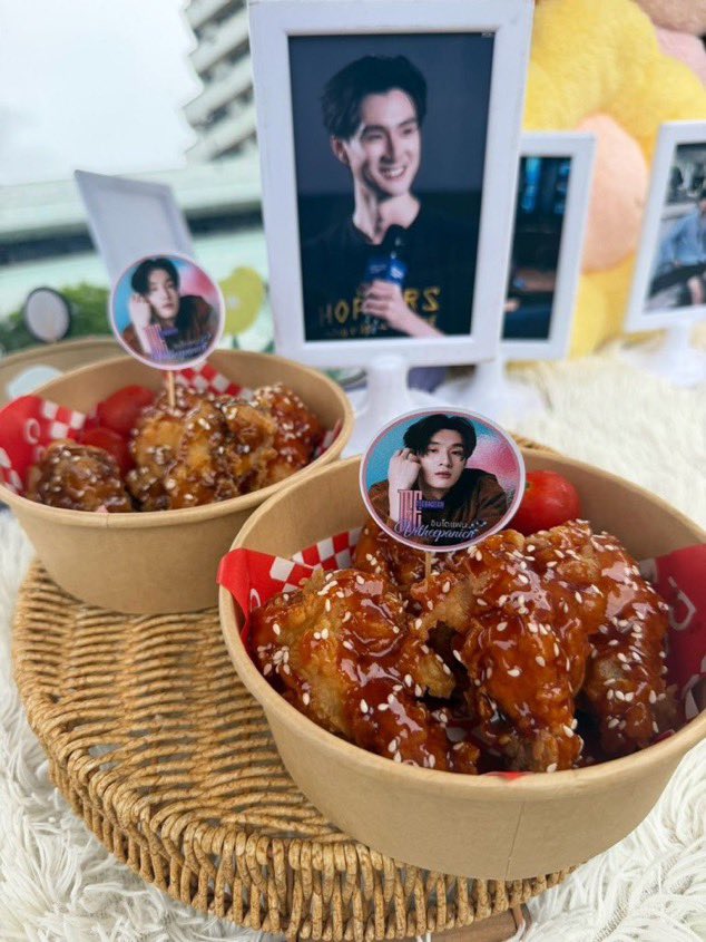 yoursecretmess1's tweet photo. Teeradech Vitheepanich & All Crew Mr Kill the series 💖 @vitheepanich
special thanks for @teevtp_home
Prepared by :
Indonesian Fans 🇲🇨 with love
MR KILL SERIES LAST Q
#MrKillSeries
#FoodForTee
#tee_vtp #ธีรเดช https://t.co/zH5bJdTwcj