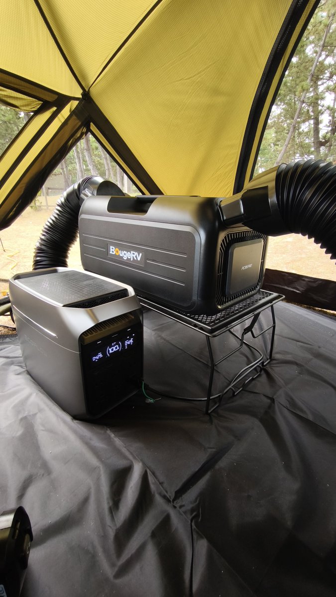 snowball8135's tweet photo. 半年ぶりに大分でソロキャンプ⛺️
思ってたほど猛暑でもなく やっぱり大分はいいなって思いました！
ただ…メインポールが裂けてしまいました😭
#ソロキャンプ
#野遊び浜キャンプ場
#tomount
#BougeRV
#大分 https://t.co/kwxPxpHQW0