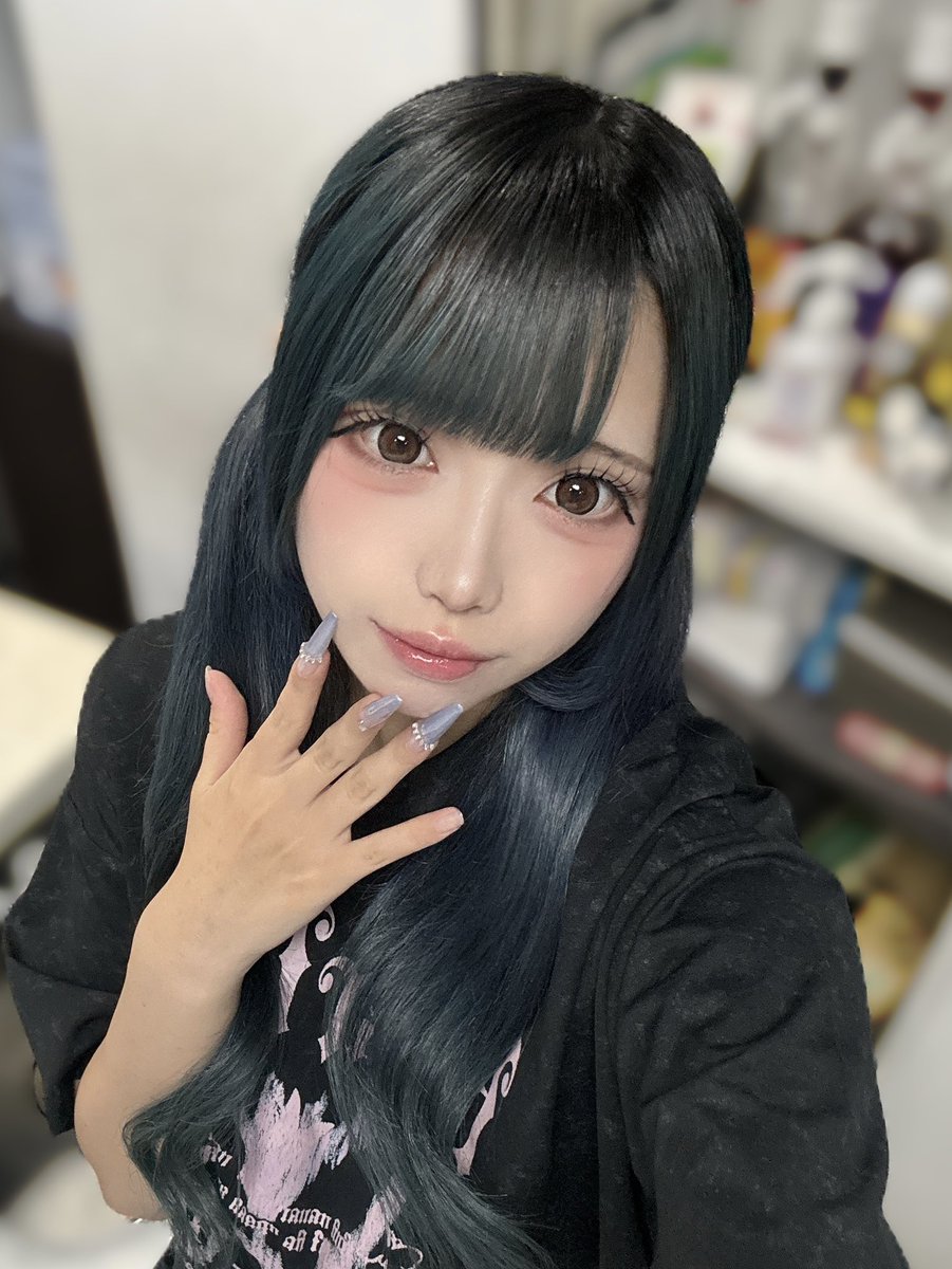anmin_rinne's tweet photo. ジャージの日なのにジャージ忘れました‼️ほんとにすみません( ･ᴗ･̥̥̥ )
 #広島コンカフェ #コンカフェ  #安眠喫茶おやすみ  #いいね返し  #自撮り界隈 https://t.co/1knDKkXiB9