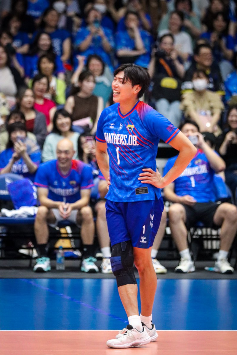 toray_i's tweet photo. 兒玉「清水さんが足をクロスしだしたらそろそろ疲れてる証拠です」
見抜かれて笑うしかない🤣
#清水邦広
#GORILASTMATCH https://t.co/fk0AsRqapb