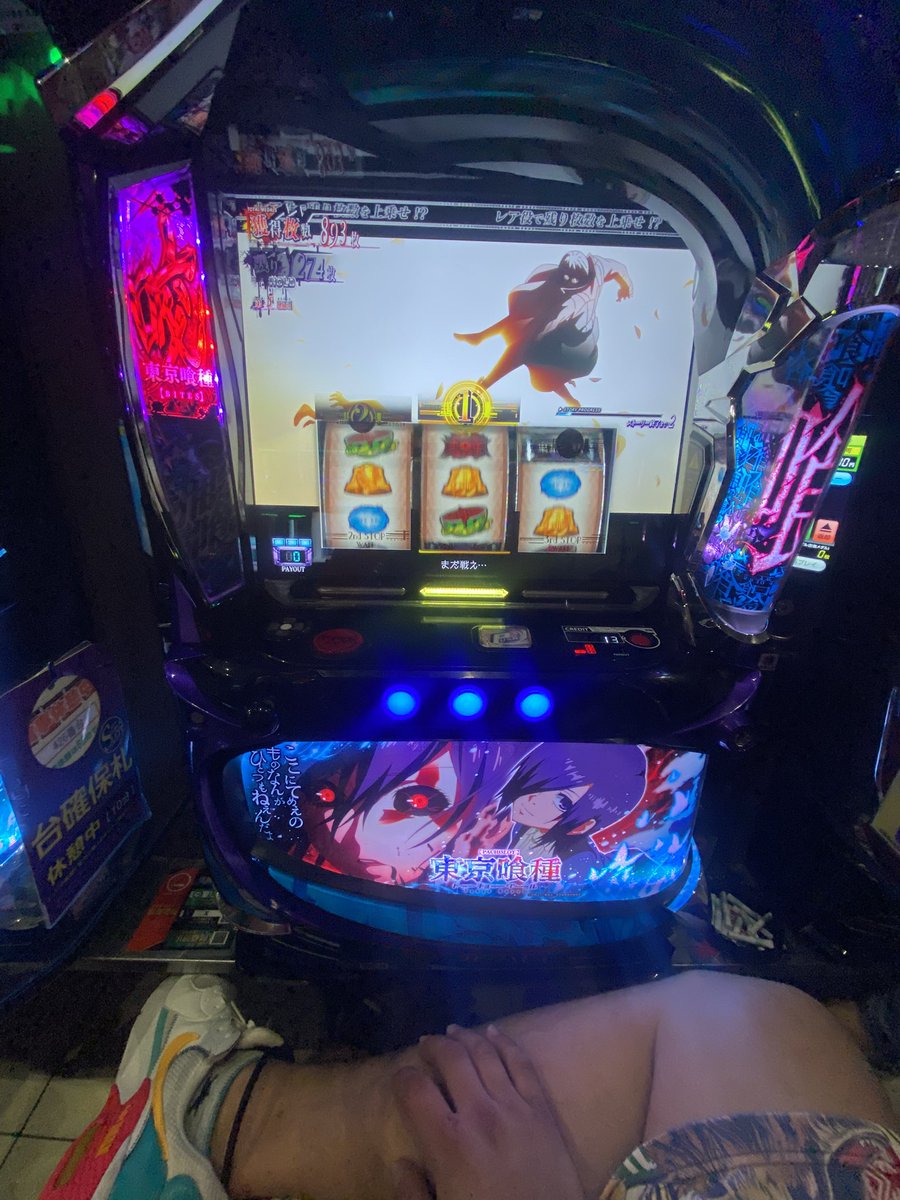 Strike1013T_M's tweet photo. 今日は3日目稼働、
朝から銀トロからの什造エンドカード
多分4です🤦

野良裏AT持ってきて有馬ぶっ倒したんで
伸ばしどころ https://t.co/Zo2dwrfPIh