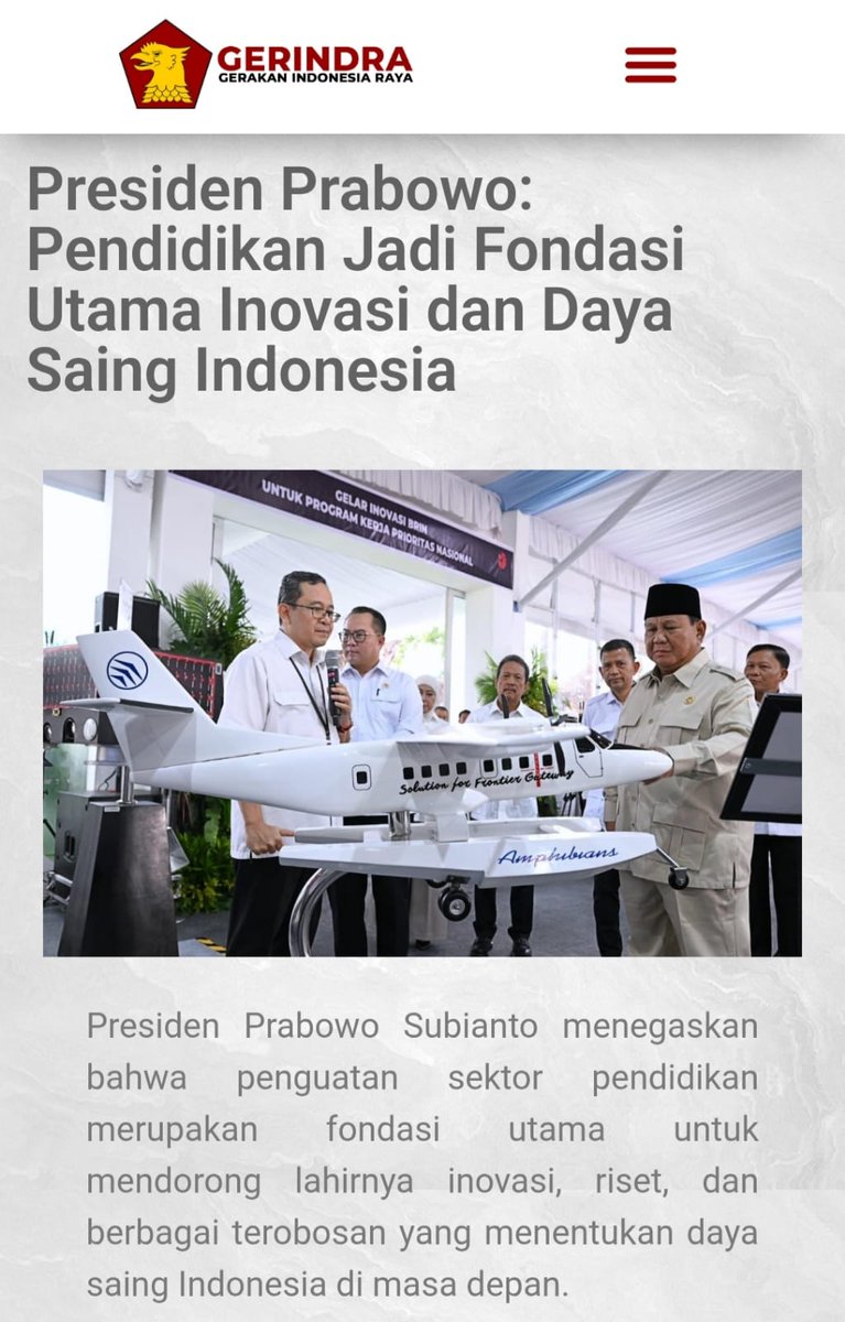 rafiakip2's tweet photo. Penerapan teknologi digital di sekolah dengan papan pintar dan panel surya hadir di daerah tanpa listrik. Akses terhadap pengetahuan kini merata.

Bangun Fondasi Inovasi https://t.co/po10ESs077