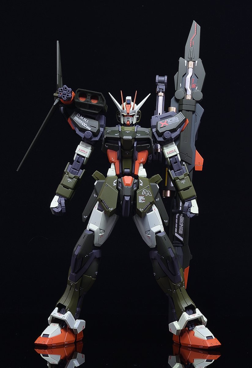 AlexNote0310's tweet photo. MG ランチャーストライクガンダム完成しました。
今回はディテール追加とカラーリング変更のみ行っています。
カラーリングはフルアーマーガンダムを参考に自分なりに考えながら塗装してみました。
デカールはガンダムデカールとハイキューパーツさんのデカールを使用しています。
＜続く＞ https://t.co/C0pWcDe1FQ