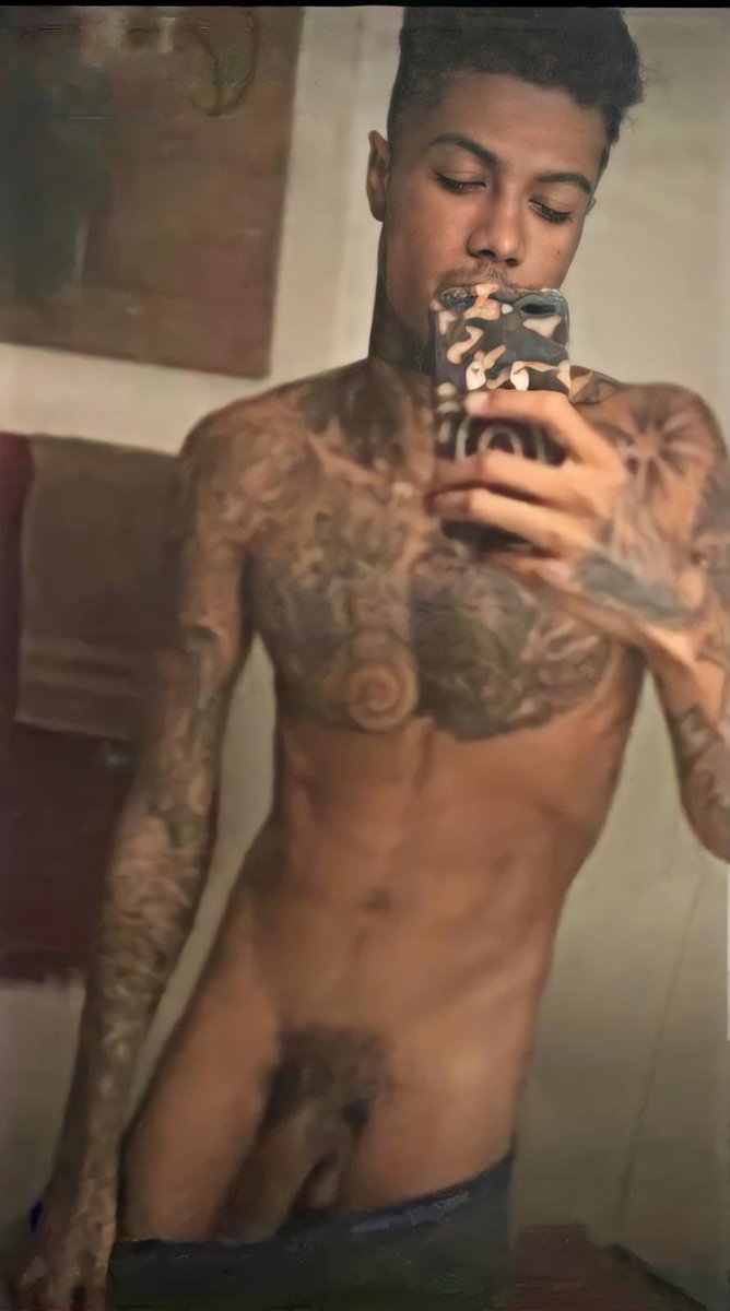 HimArchive's tweet photo. BLUEFACE 🎤 https://t.co/FGoWTUF9yP