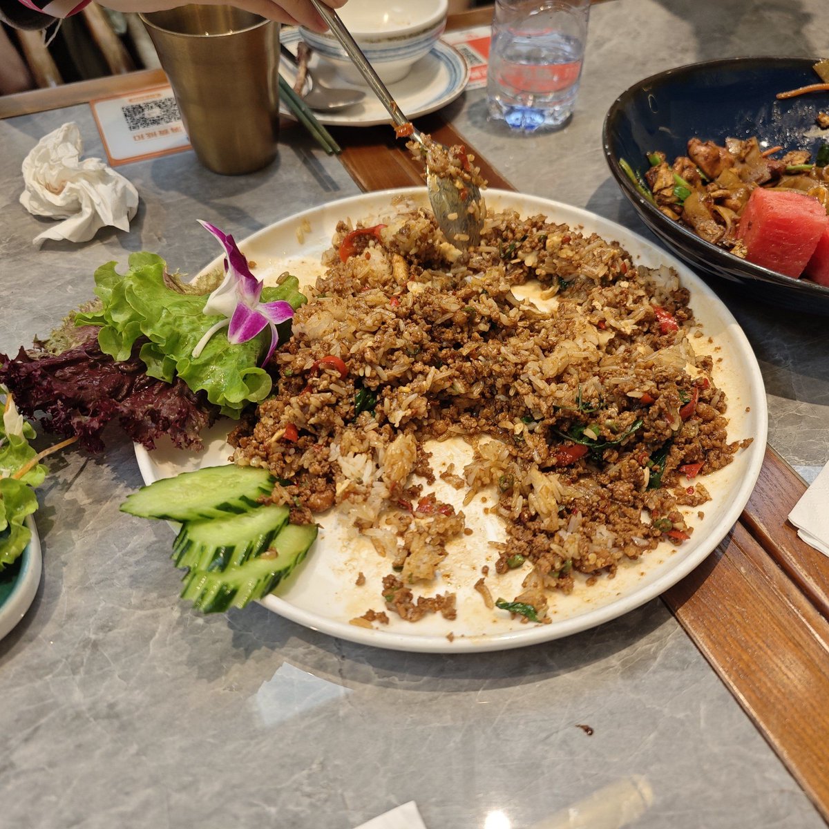 vera3421's tweet photo. Tried bold Thai green curry tonight—creamy, spicy, packed with aromatic basil and tender bamboo shoots. Pure cozy exotic bite for a rainy evening! https://t.co/OOfywg4rAo