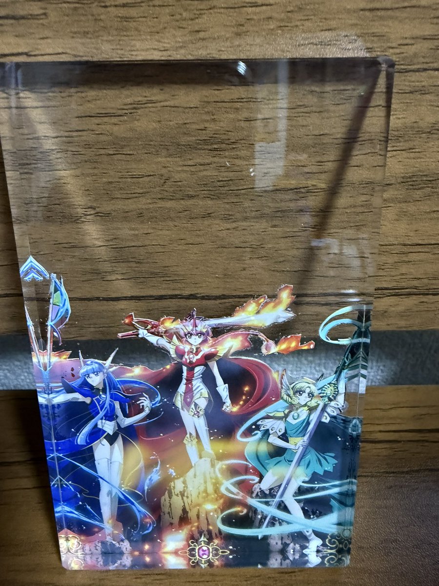 0422MACHI's tweet photo. アクリルブロック初制作！
細部が雑なのと構想が甘いのでイメージした出来にはなってないけどまぁ及第点かな！
次はもっと上手くいくはず！！

『少女たちよ、世界を救え』

#魔法騎士レイアース
#アクリルブロック https://t.co/UhRXqWMUfG