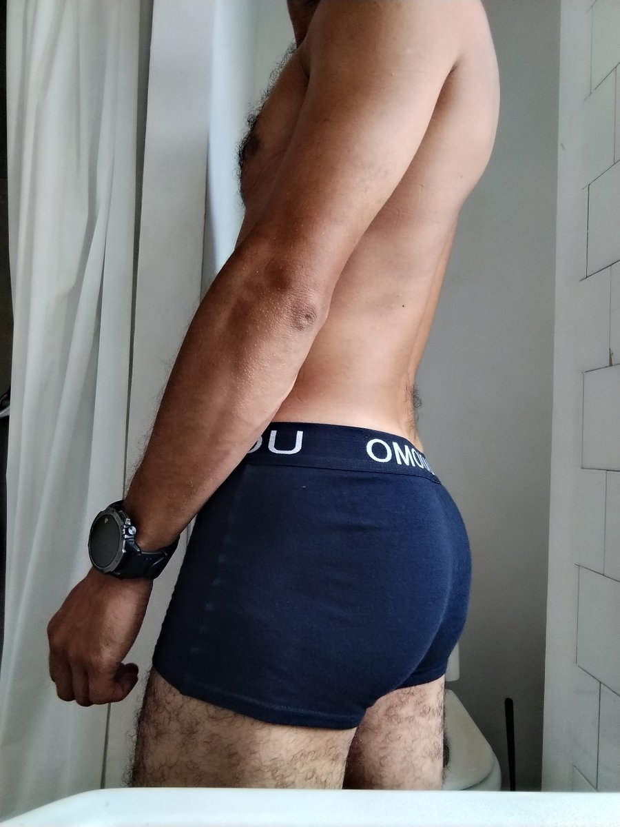 Openminded42o's tweet photo. Que tal me quedan los #boxer cortos https://t.co/s4fGlcuYxM