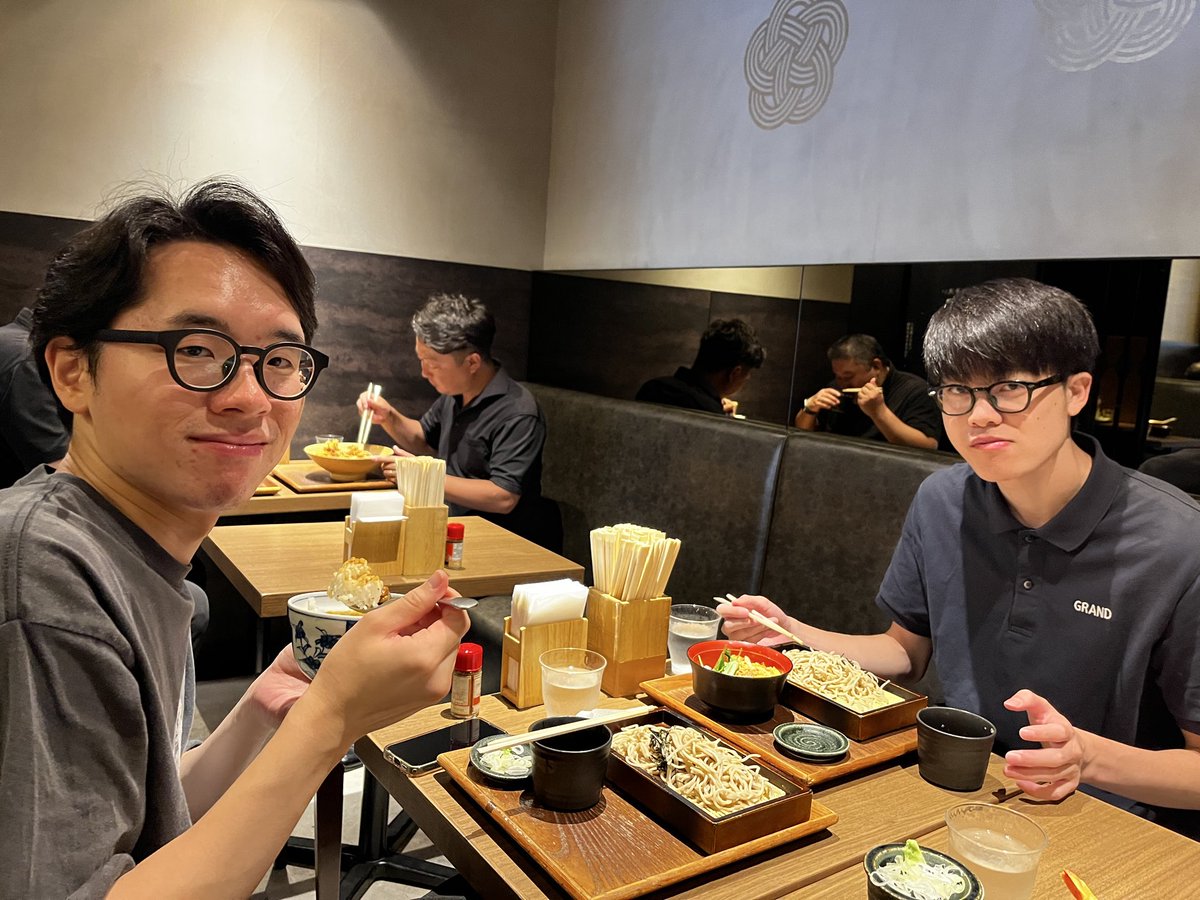 nishidakengohan's tweet photo. 旧メガネシシオ、メガネ平澤

左から、セセラギ シシオ、ダンダンビヨリ 平澤

新メガネシシオ、メガネ平澤

左から、セセラギ シシオ、ダンダンビヨリ 平澤 https://t.co/p02P7v0WbG