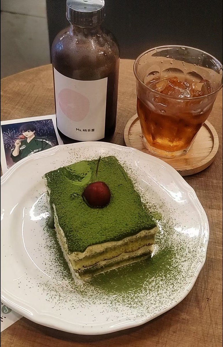 YoutubeRep's tweet photo. Creamy matcha tiramisu from a tiny Tokyo café—layers of espresso-soaked ladyfingers u0026 smooth white chocolate matcha cream, pure umami bliss for dessert lovers! https://t.co/sTa20eCtKv