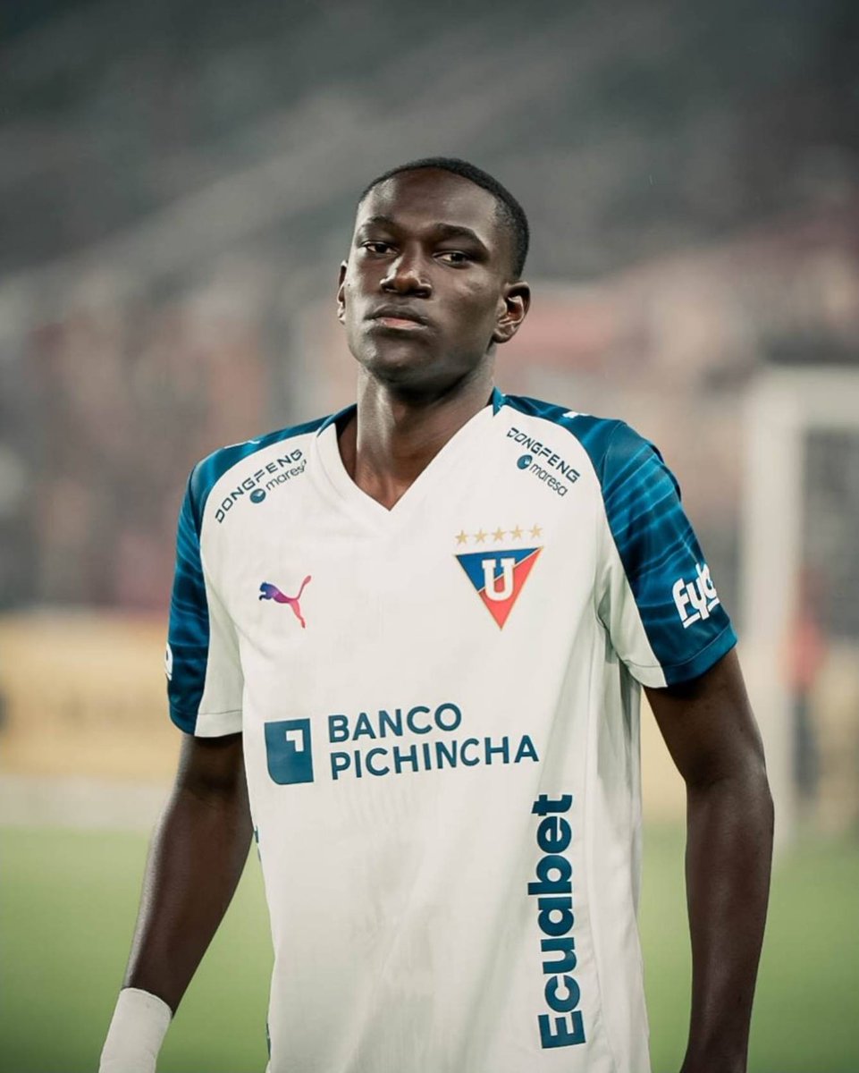 🚨🎖️| Caicedo says his dream is to stay at Barça and make his first-team debut, with Alejandro Balde as his idol. [@marioroldan_7] #fcblive https://t.co/OJwndZv9v8