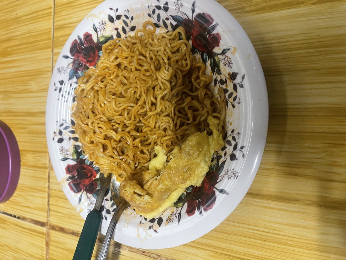 JawiNeko's tweet photo. makan ini aja lah
bosen ikan ayam terus https://t.co/0sisf3mlzu