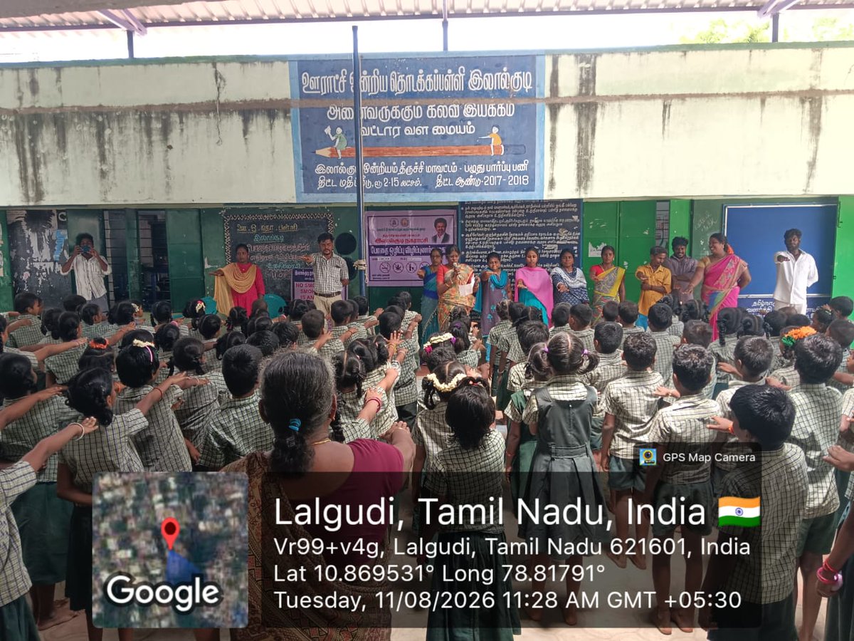 LalgudiCommr's tweet photo. இன்று இலால்குடி நகராட்சி ஆணையர் அவர்களின் அறிவுறுத்தலின்படி இலால்குடி நகராட்சிக்குட்பட்ட LNP பெண்கள் மேல்நிலைப்பள்ளி மற்றும் வசந்த நகர் பள்ளியில் நகராட்சி துப்புரவு ஆய்வாளர்  போதைபொருள் ஒழிப்பு விழிப்புணர்வு வாசிக்க பள்ளி மாணவ மாணவிகள் உறுதிமொழி ஏற்றுக்கொண்டனர். https://t.co/XyhYnJtXxH