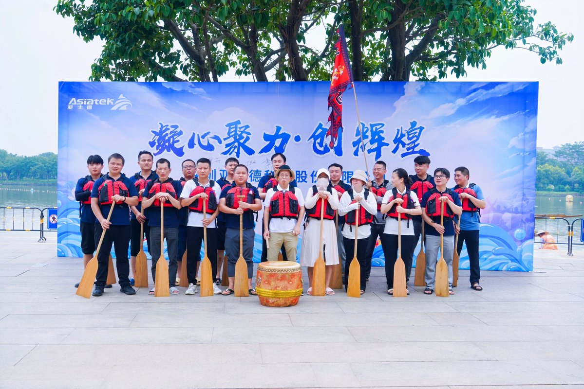 QTesing's tweet photo. Working together makes dream work! Today our team finished the project ahead of schedule — nothing beats this win with awesome teammates! https://t.co/l8xh5n8Rbg
