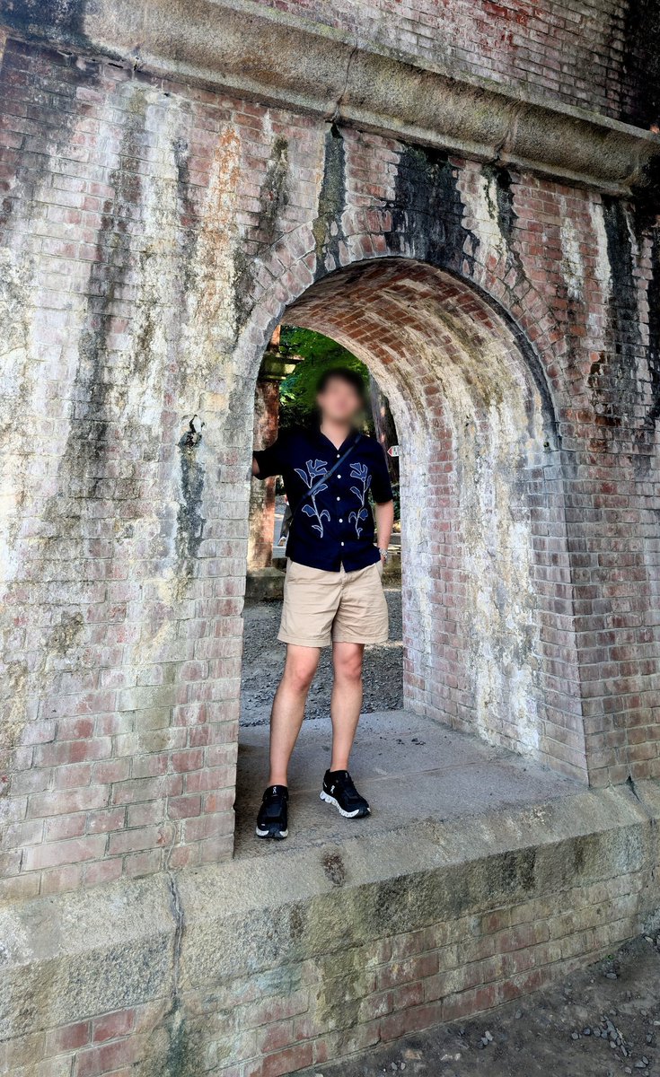keijin_b's tweet photo. 南禅寺の水路閣へ🌊
彼は初訪問だったみたいで大興奮だったので、こっちまで嬉しい😄

人が写り込まなかった奇跡の2枚📸笑 https://t.co/30UCXqY2vf