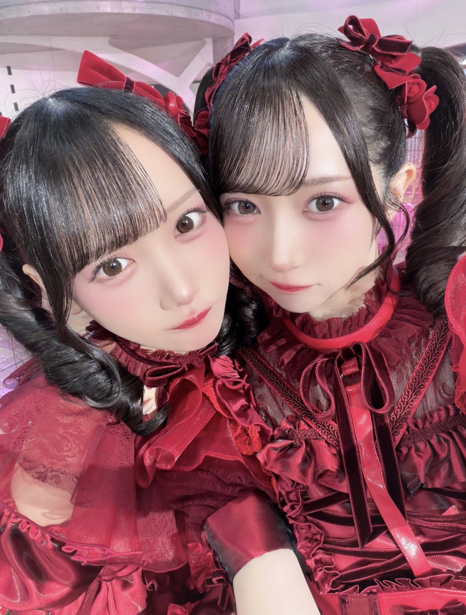 myh1roin_138's tweet photo. ひぃ。さや。どっちでしょう⁉️⁉️⁉️ https://t.co/X8zfkXNbmg
