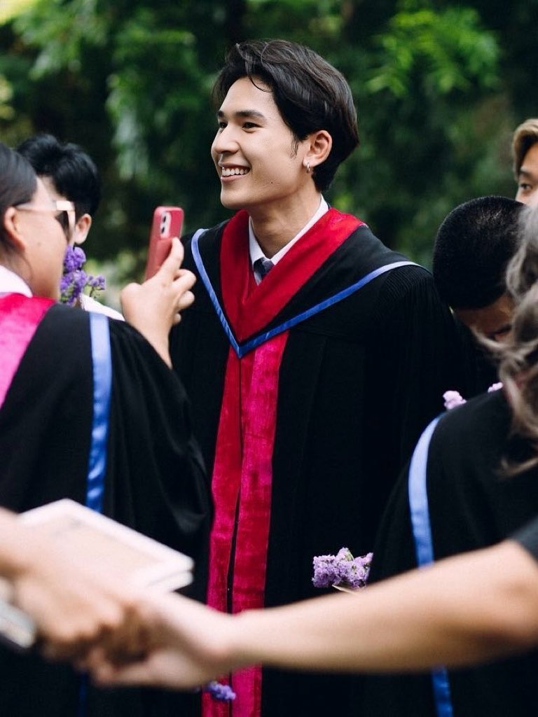 baelyjudyboo's tweet photo. ถ้ารังสิตทำให้หนูเสียใจ มาให้พี่ปลอบนะ https://t.co/CHkd5Y7nlh